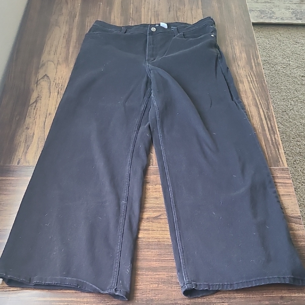 Black Wide-Leg Pants